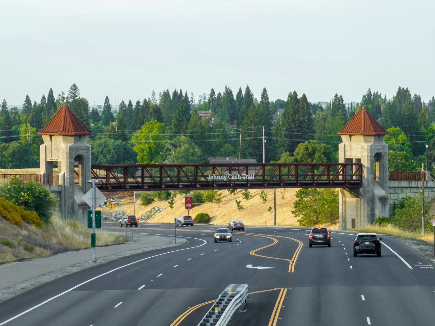 Johnny Cash Trail pedestrian bridge in Folsom, California